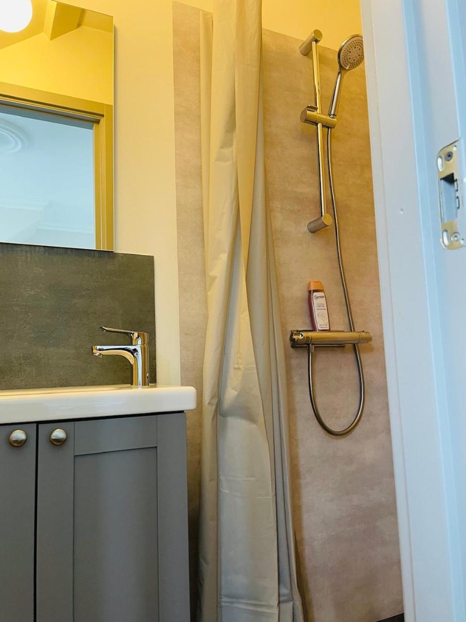 Villa I Fridhem I *